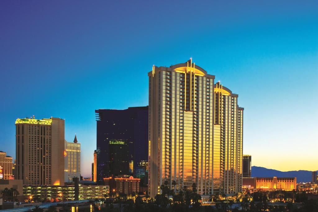Nespecifikovaný výhled na destinaci Las Vegas nebo výhled na město při pohledu z hotelu