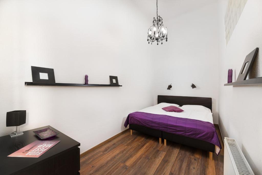 Karma Boutique Apartments - One-Bedroom Apartment