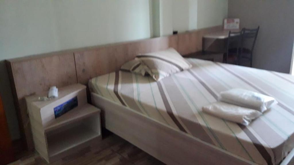  Motel Softy (Adults Only)