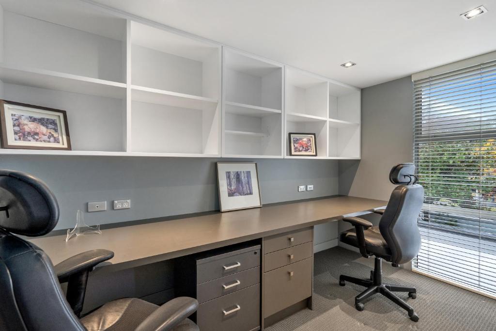 City Sanctuary on Kilmore - Resim 20