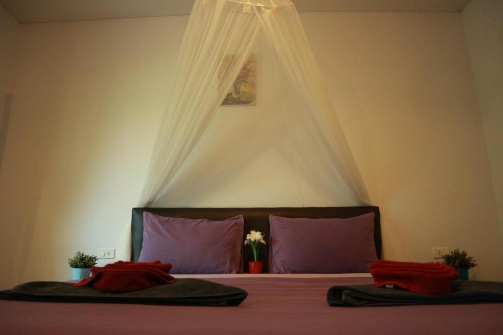 Raven Blue - Double Room With Garden View