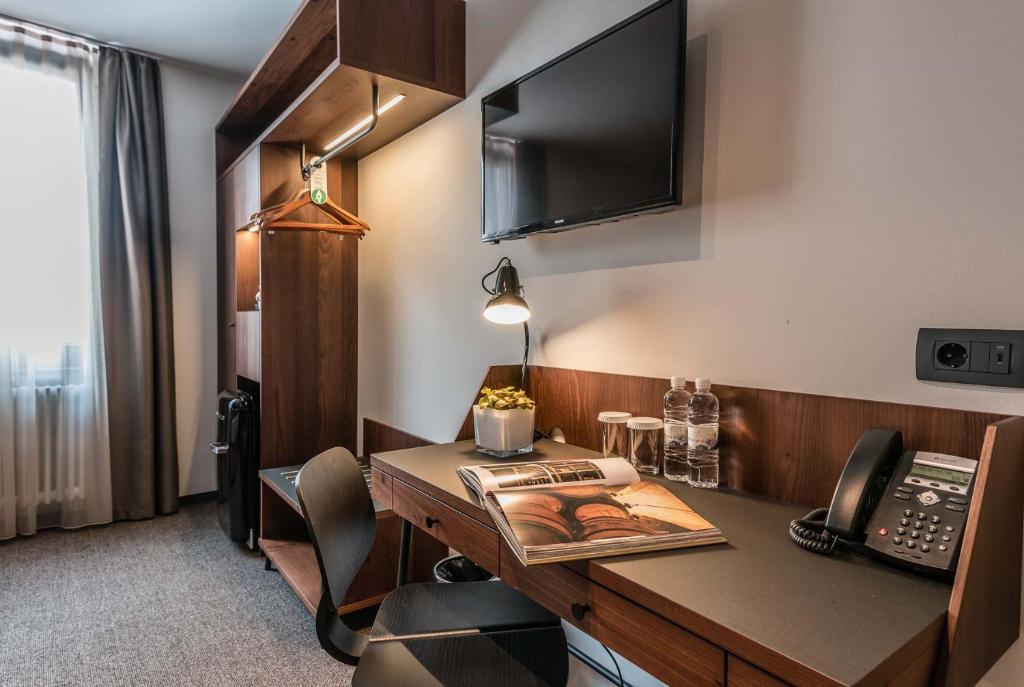 Hotel Mrak - Resim 4