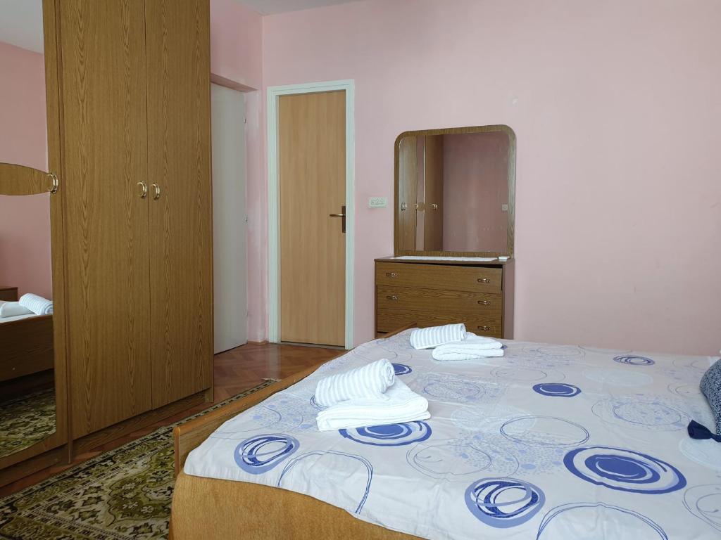 Postel nebo postele na pokoji v ubytování Guest House Miro