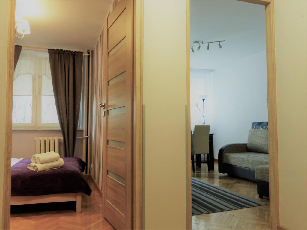 Hosapartments City Center - Apartment With Garden View