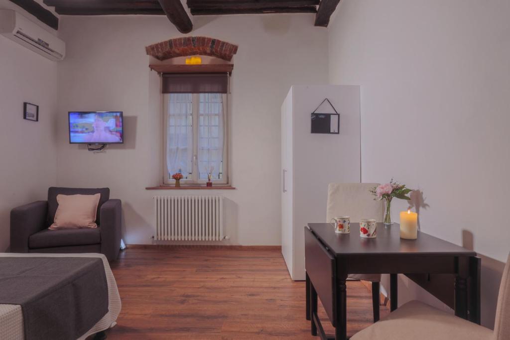 San Pierino Charming Rooms - 15