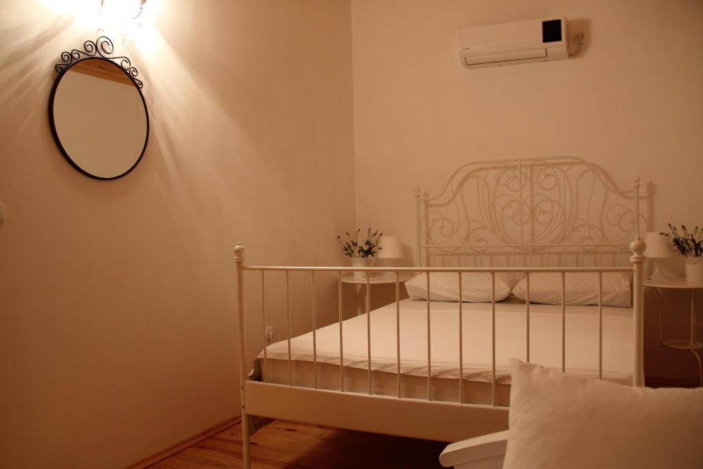 Postel nebo postele na pokoji v ubytování Lukkies Lodge Cirali