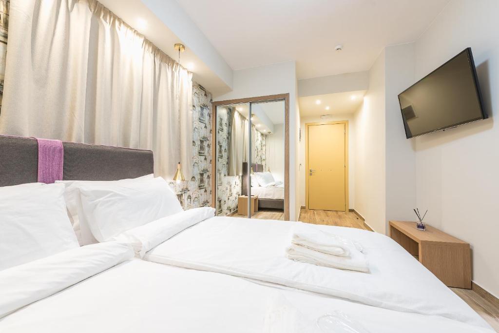 Athens Lights - Resim 45