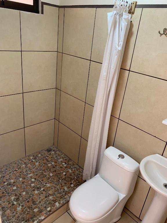Koupelna v ubytování Le Petit Hotel