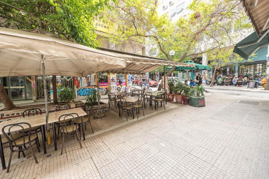 Athens Lights - Resim 37