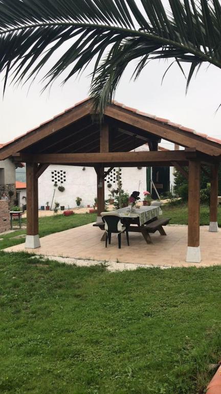 Kép CASA RURAL LA TEYERUCA szállásáról Llanesben a galériában