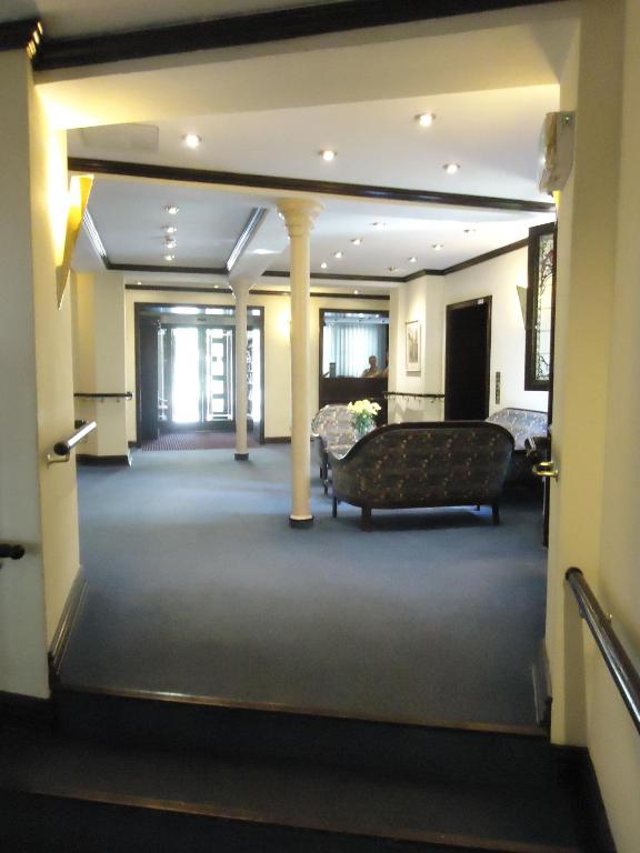 TV a/nebo společenská místnost v ubytování Hotel Marthahaus