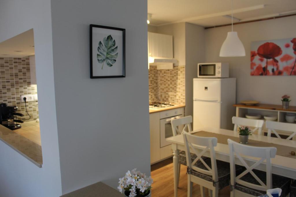 Strigonia Apartman - Two-Bedroom Apartment