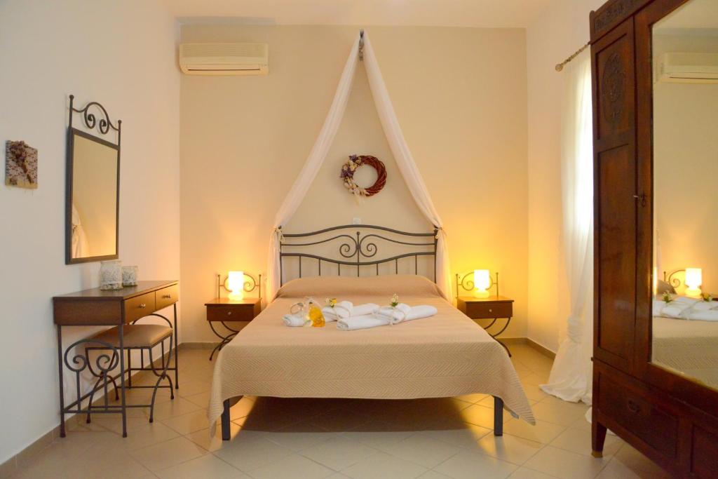 Vichou rooms Adamas photo 3