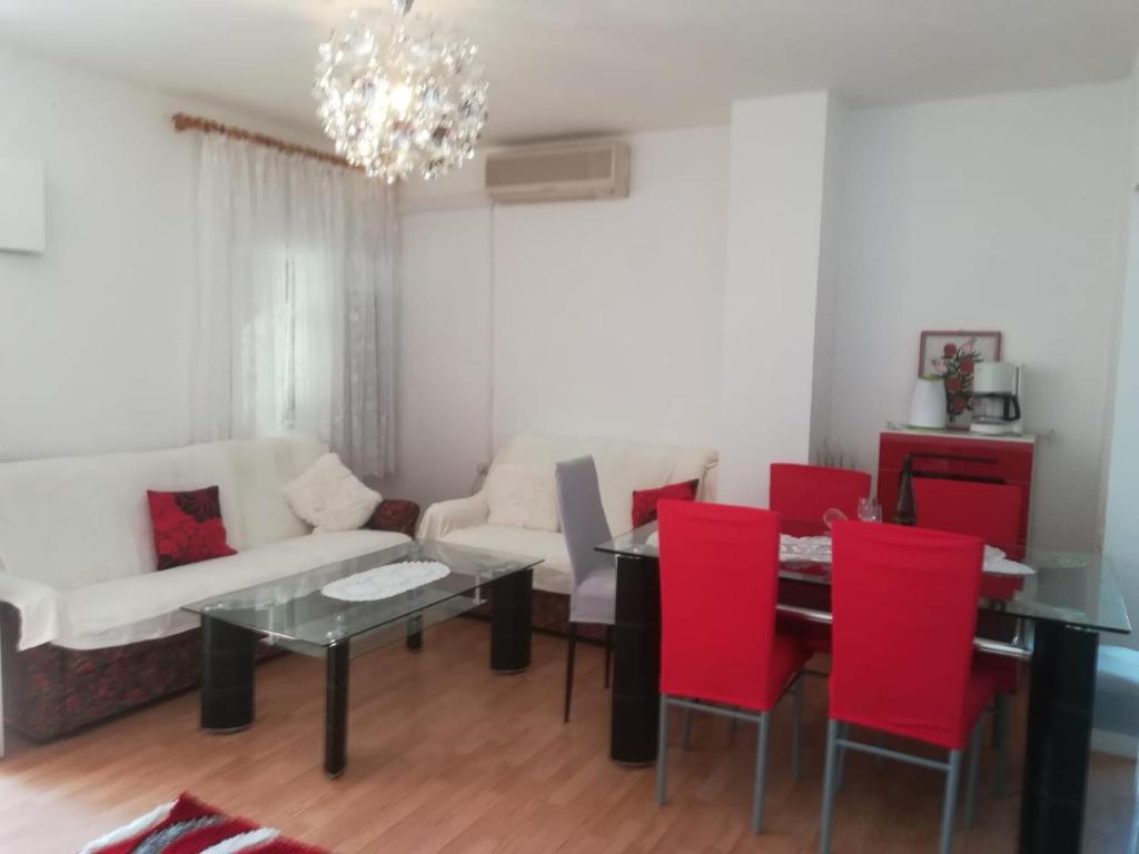 Posedenie v ubytovaní Apartman Aria & Amadea
