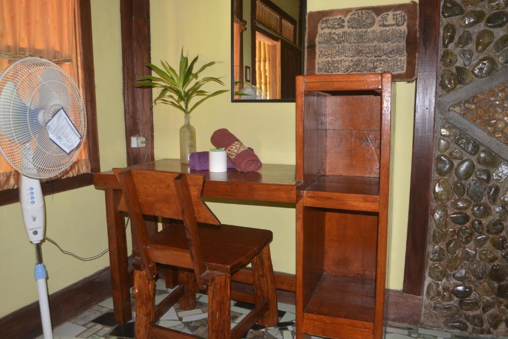 Junia Guesthouse Bukit Lawang - Chambre Double Standard