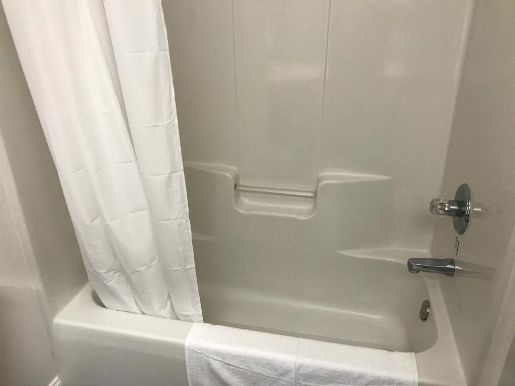 Hotel Pensacola photo