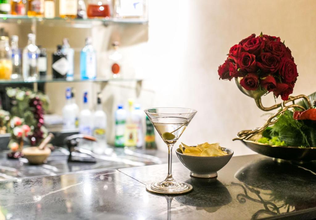 Nápoje v ubytování Riad Mayfez Suites & Spa