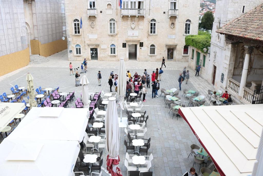 Hosté ubytování Trogir Square Apartment