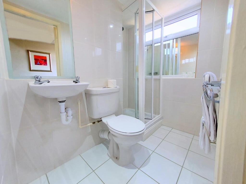 Apollo Hotel - Standard Triple Room