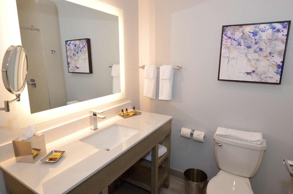 Best Western Plus Executive Residency Oklahoma City I-35 - Suite King Con Sofá Cama
