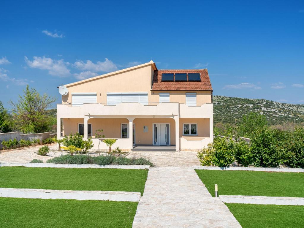 Villa in Grabovci with bubble bath