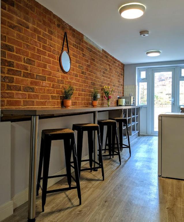 80 Bedford Place - One-Bedroom Apartment