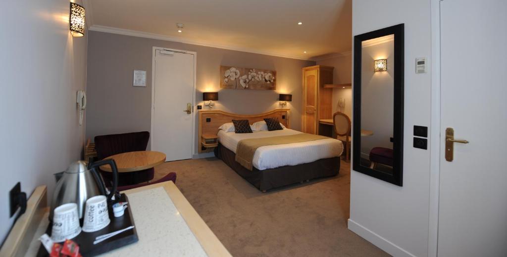 Hôtel Du Midi Paris Montparnasse - Resim 14