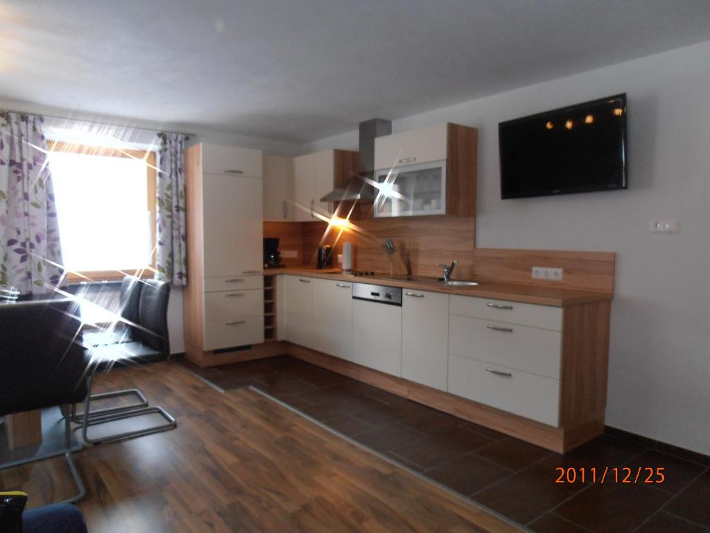 Kuchyň nebo kuchyňský kout v ubytování Aktiv Apart Stöckl