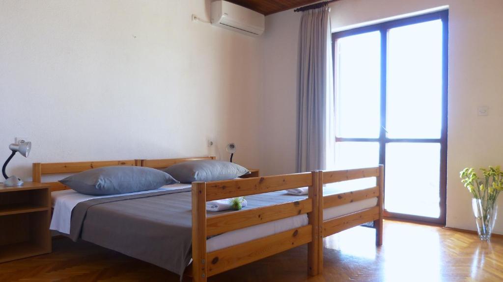 Posteľ alebo postele v izbe v ubytovaní Top floor panorama Stanici