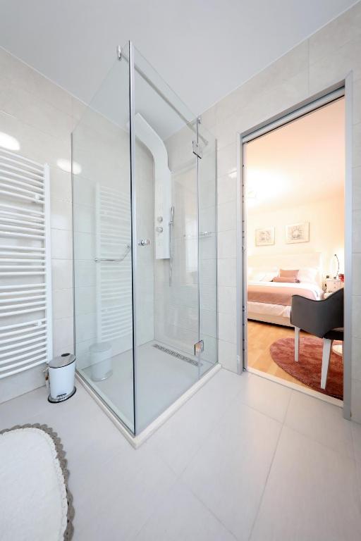 Koupelna v ubytování Rosita Deluxe Rooms