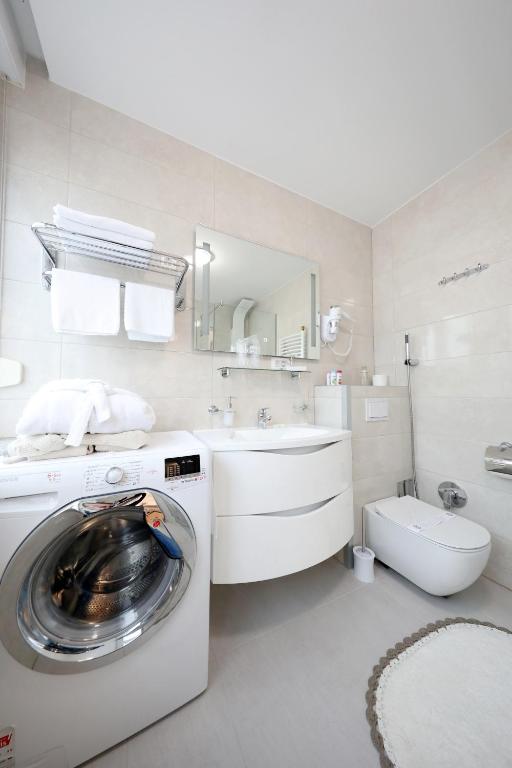 Koupelna v ubytování Rosita Deluxe Rooms