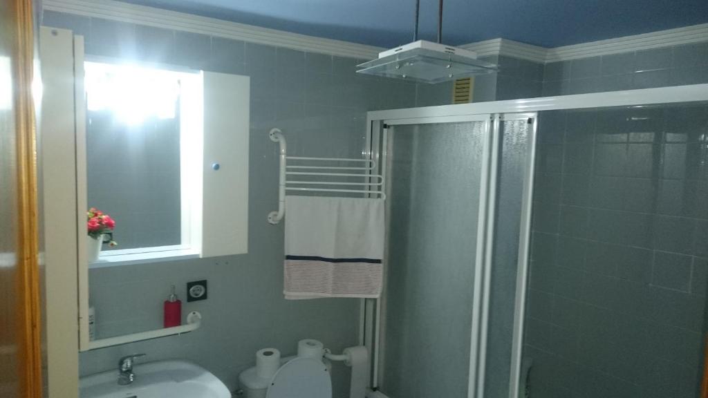 Koupelna v ubytování Habitación con baño privado