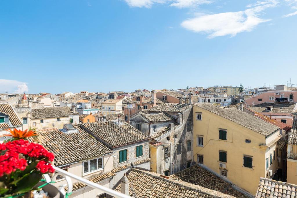 Sky Loft Corfu Old Town Apartments - 17