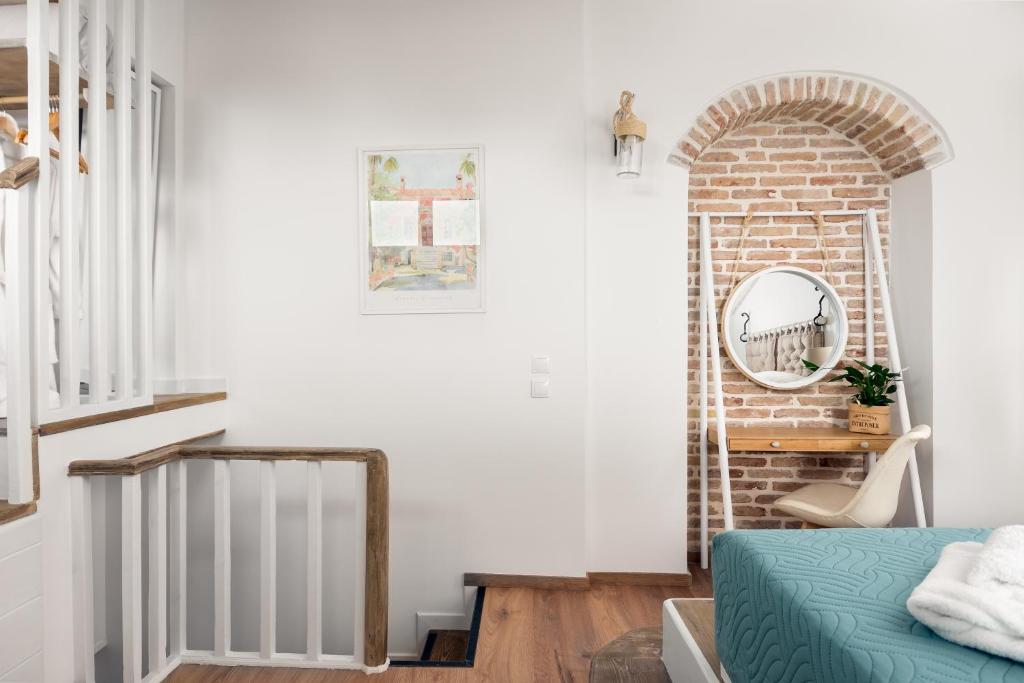 Sky Loft Corfu Old Town Apartments - 7