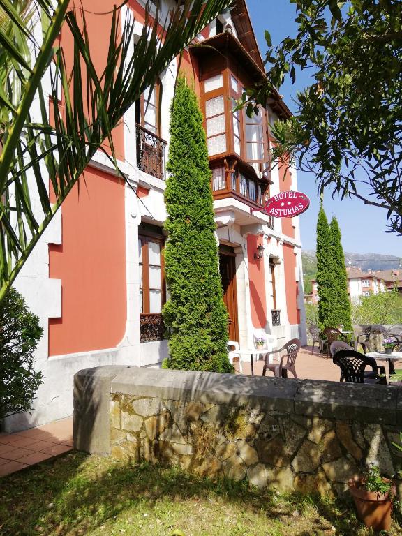 Hotel Asturias (España Arriondas) - Booking.com