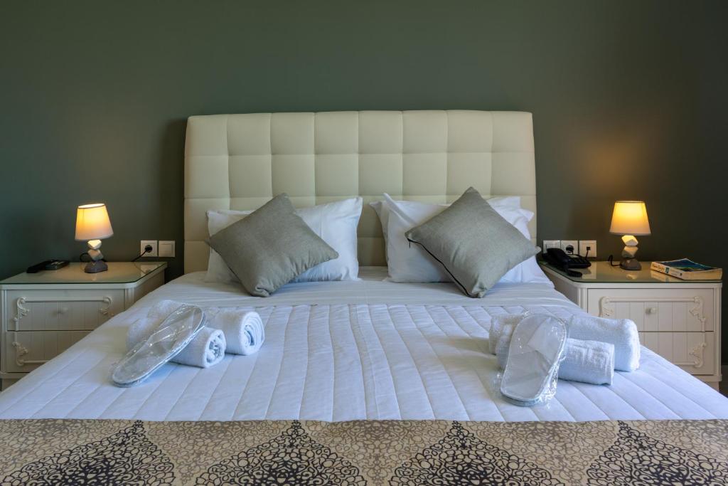 Letto o letti in una camera di Zante Pantheon Hotel