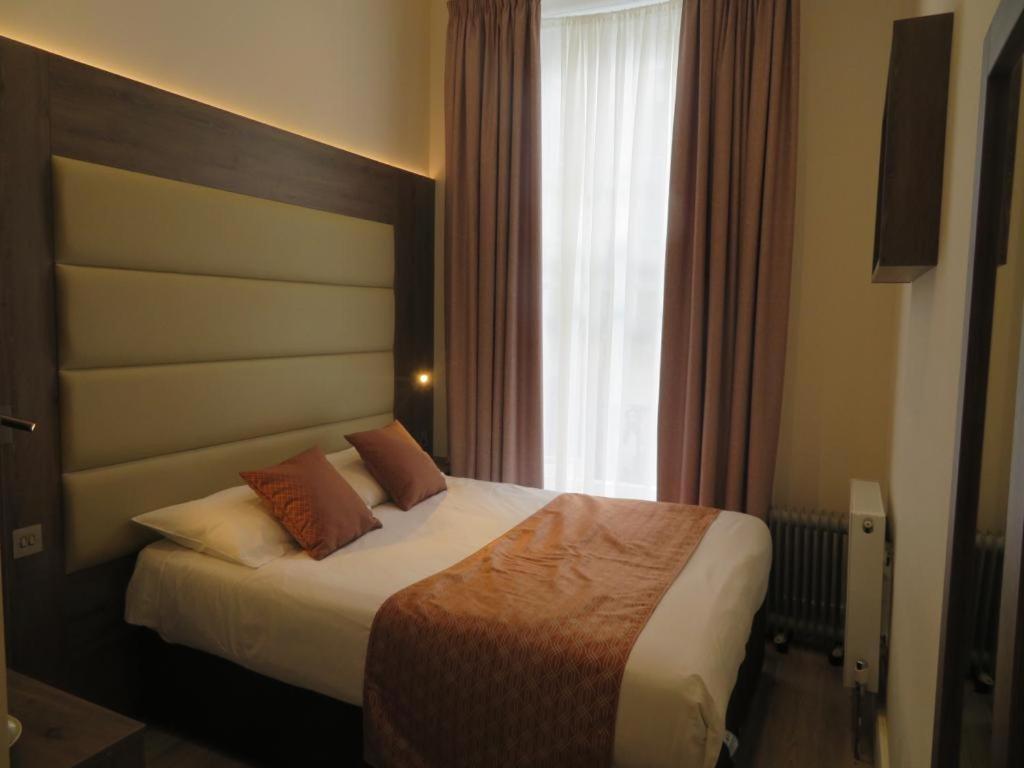 Glendale Hyde Park Hotel - Resim 18