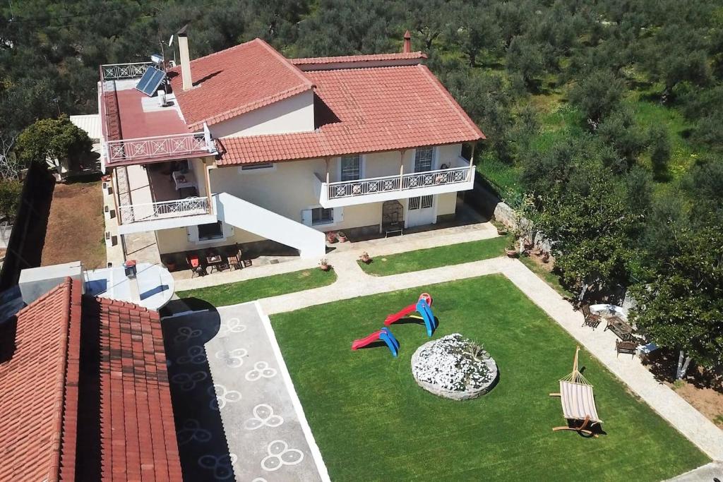 Letecký snímek ubytování Eleni's Holiday Home