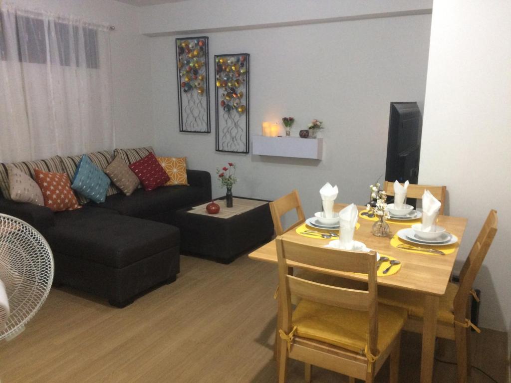 Pine Suites Tagaytay Luxury Spacious 2 Bedroom Condo With Balcony Amenities View photo