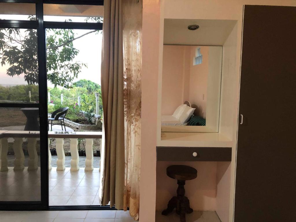 Vidas Mountain Stay-Bohol - Double Room With Patio