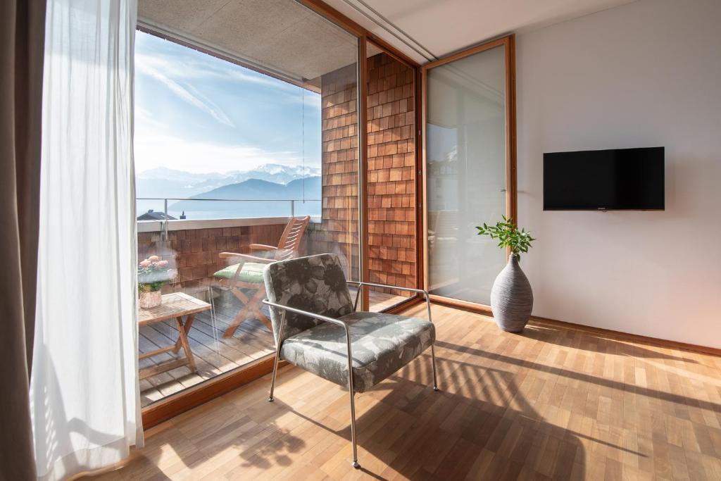 TV a/nebo společenská místnost v ubytování Hotel Rössli Gourmet & Spa