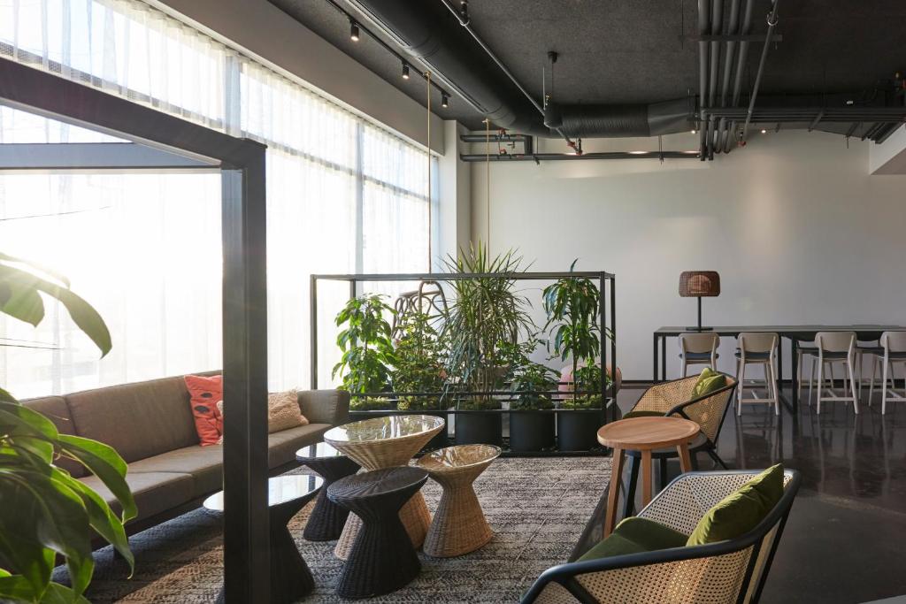 Alt Hotel Calgary East Village - Resim 31