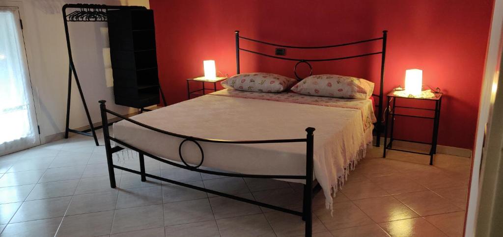 A bed or beds in a room at ADRIATICO 28 int.2