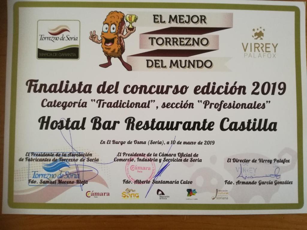 un cartel de los premios internacionales de excelencia en el ámbito de los bares en Hostal Castilla, en Serón de Nájima