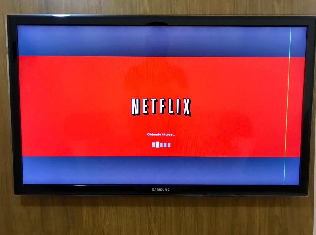  Apt 2 quartos. TV a cabo e Netflix. Próximo à UFV