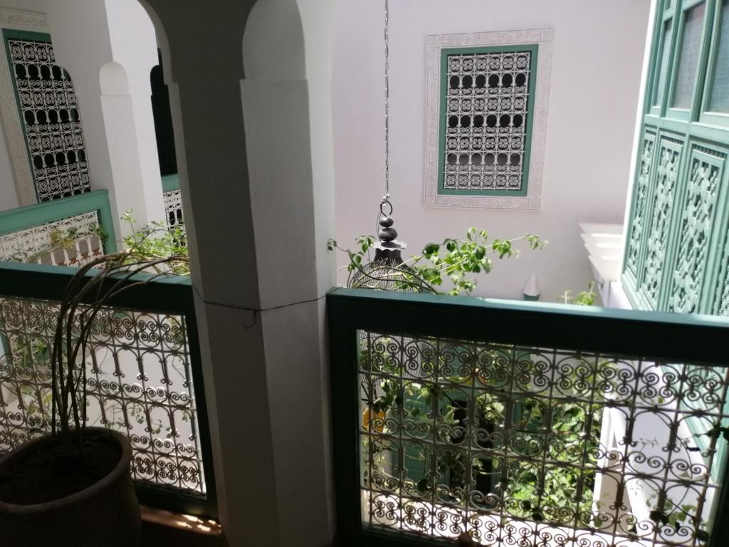 Balkón nebo terasa v ubytování Riad Swaka