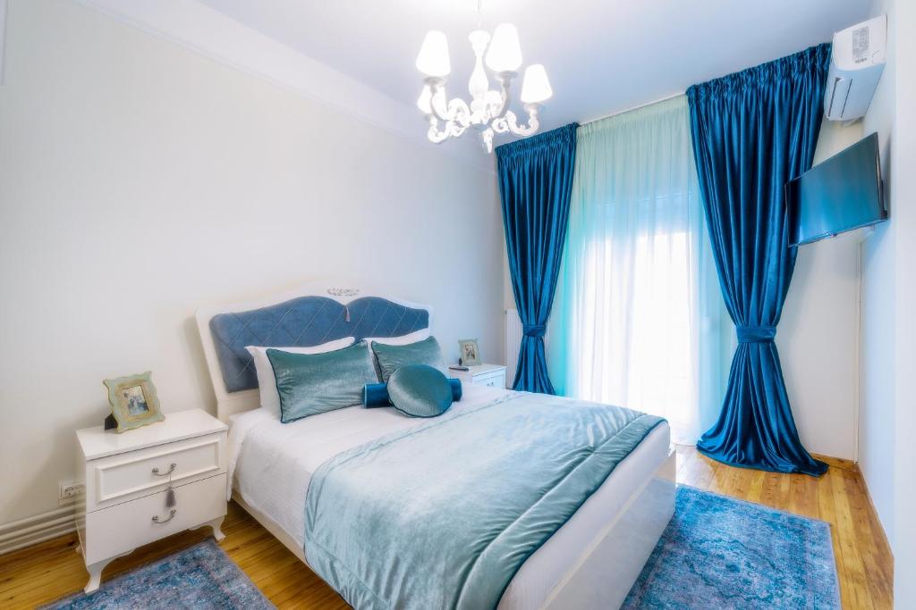 Posteľ alebo postele v izbe v ubytovaní Acropolis deluxe Apt.(Must)