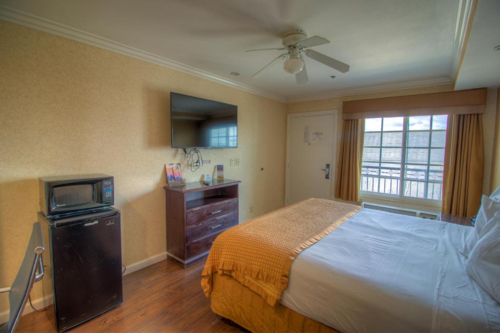 Princess Inn - Standard King Room - Non-Smoking