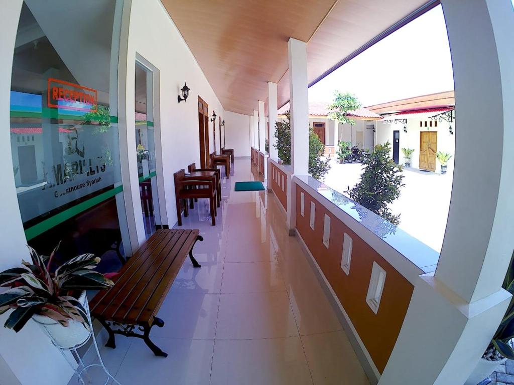 Fotografie z fotogalerie ubytování Amaryllis Guesthouse Syariah v destinaci Pacitan