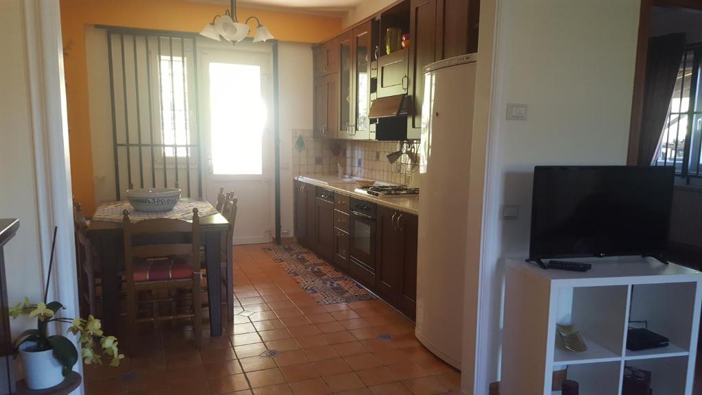 Kuchnia lub aneks kuchenny w obiekcie Casa Monaco
